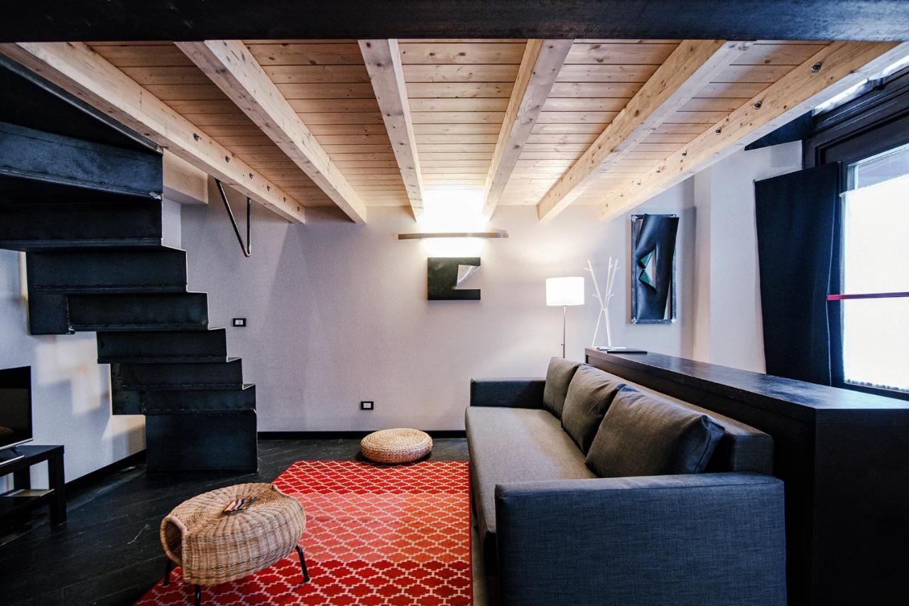 Apartmán Palazzo Del Pero - The House Of Travelers Como Exteriér fotografie