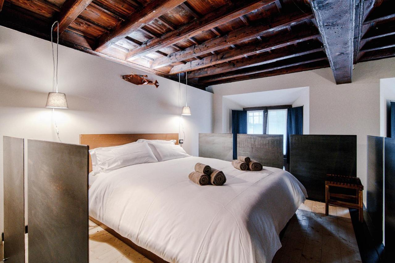 Apartmán Palazzo Del Pero - The House Of Travelers Como Exteriér fotografie