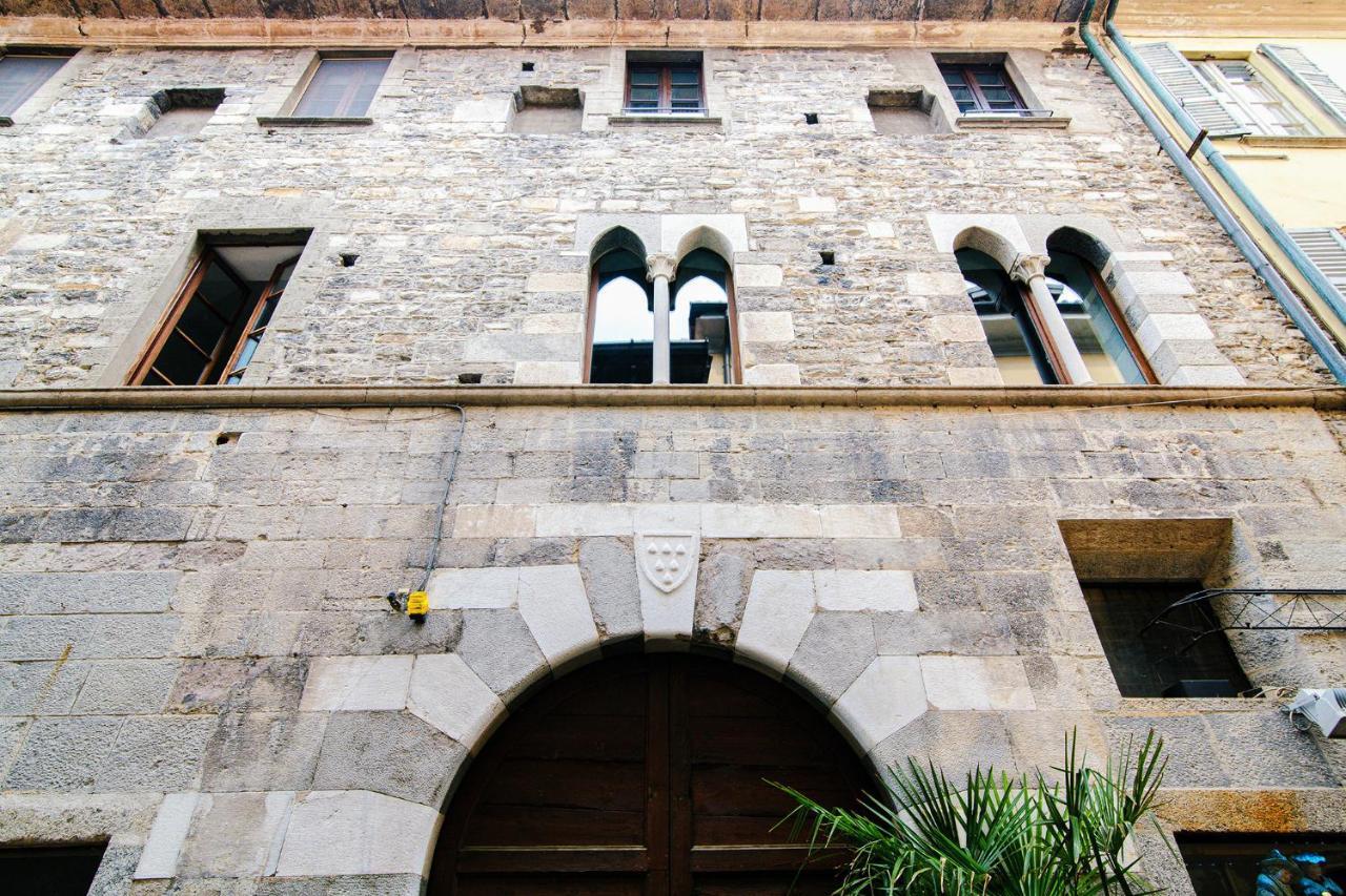Apartmán Palazzo Del Pero - The House Of Travelers Como Exteriér fotografie